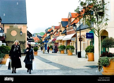 val d'europe dior|Designer Outlet Boutique Shopping near Paris .